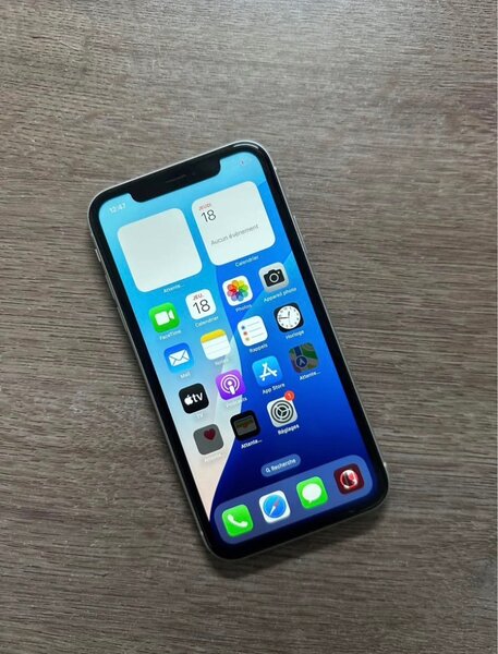 iPhone XR Blanc Débloqué