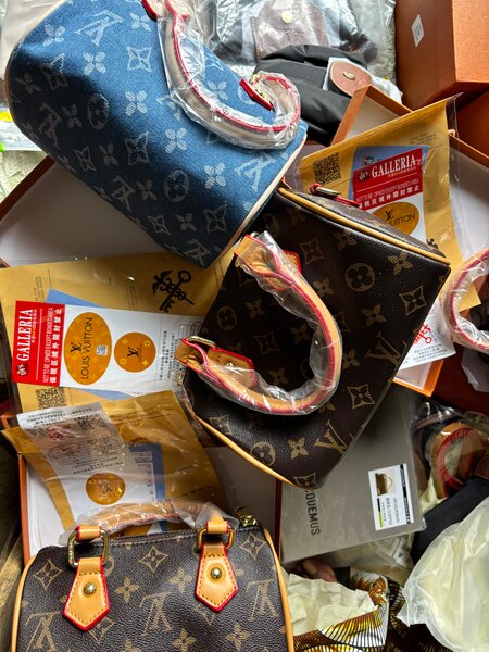 Sac à main Louis Vuitton Speedy