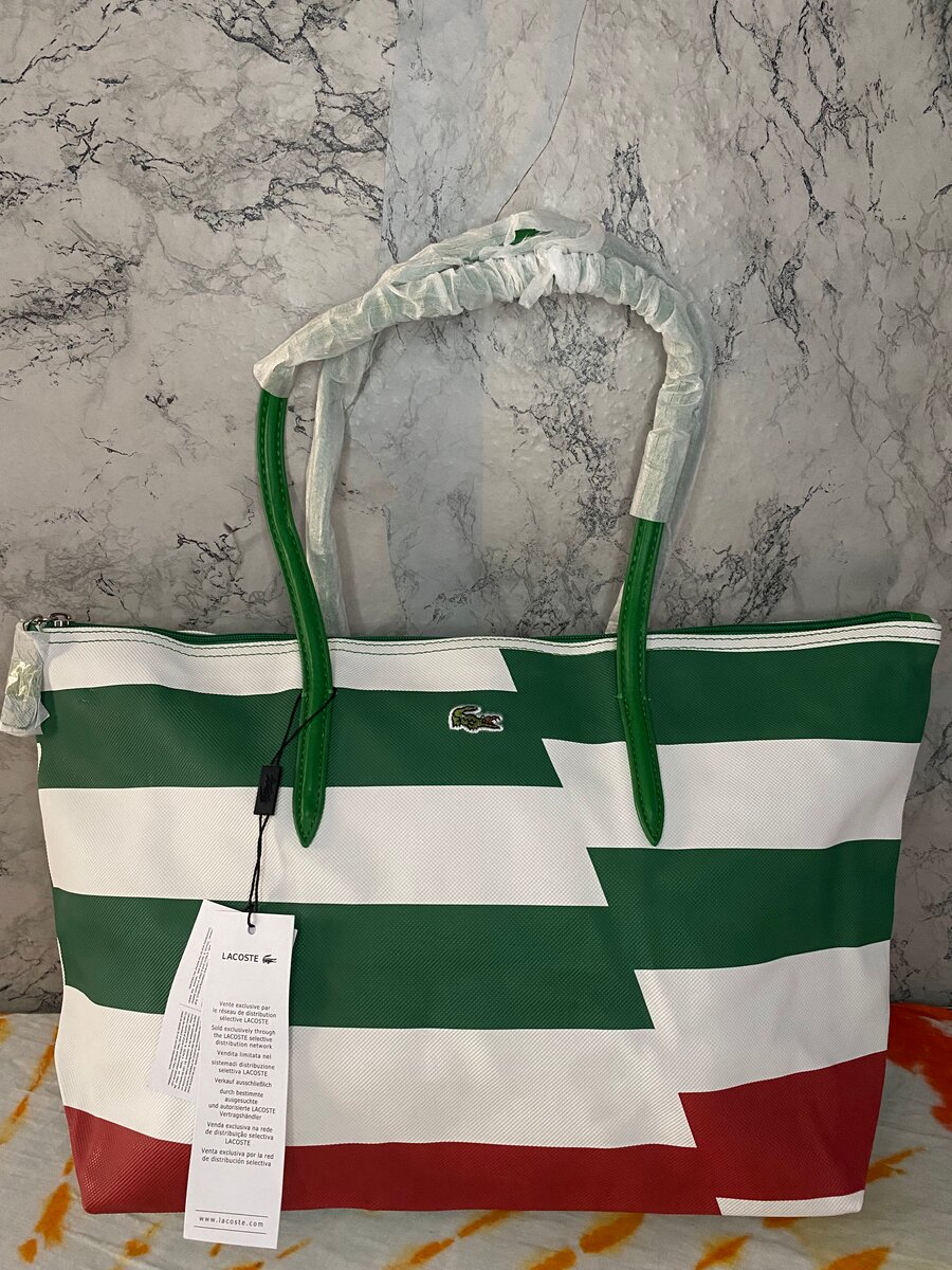 Sac à main coloré élégant