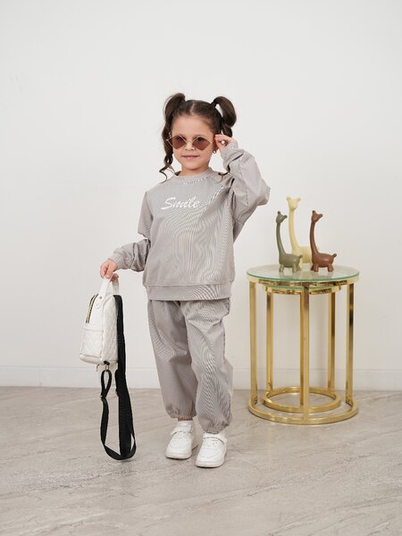 Двойки мальчик и девочкам подходит