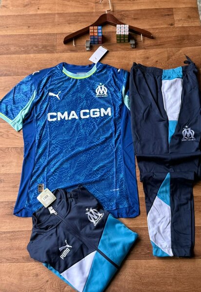 Tenue de sport OM Puma