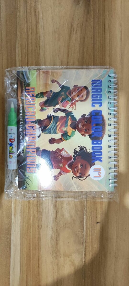 Livre de coloriage magique CAN