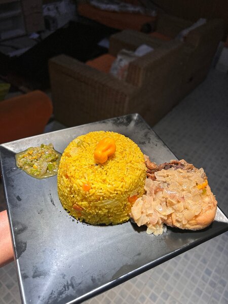 Poulet aux Olives avec Riz Safrané