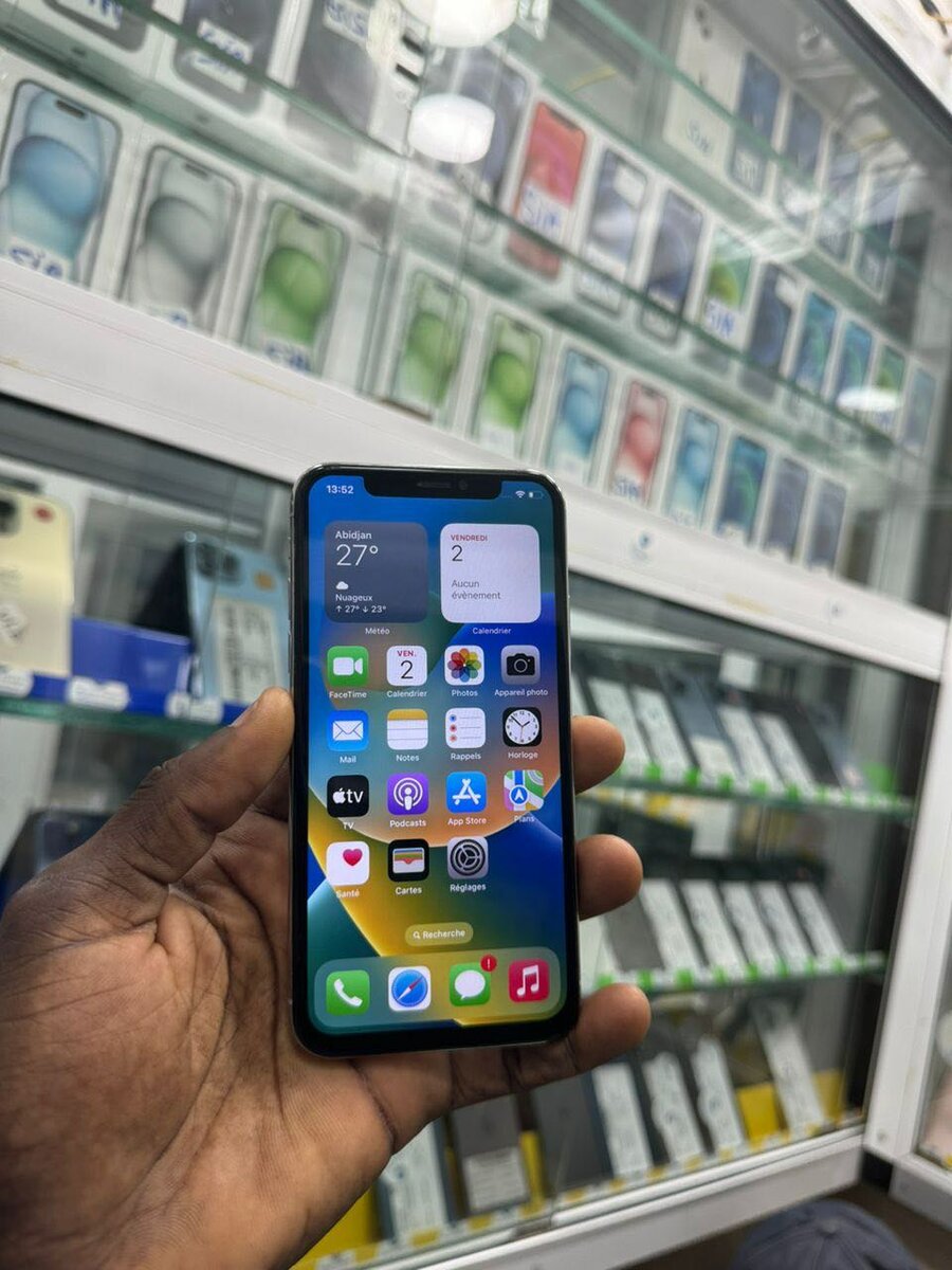 iPhone X