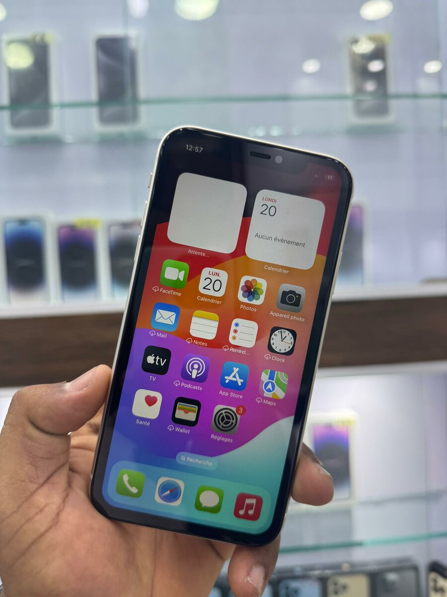 iPhone 11 Blanc 64Go Excellent État