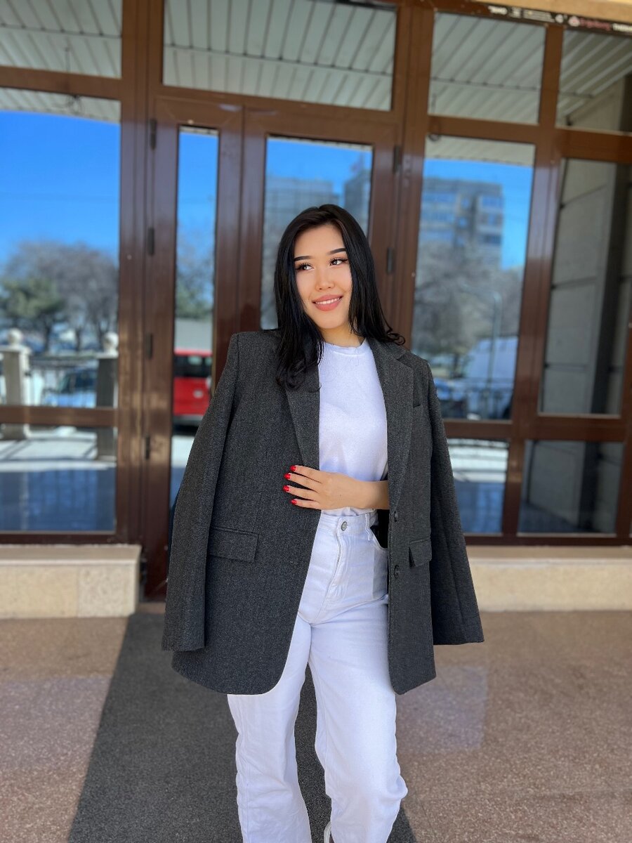 Костюм пальто,не скатываться