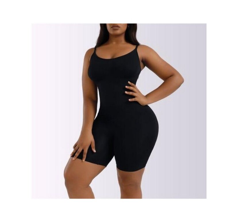 Body gainant femme 3D