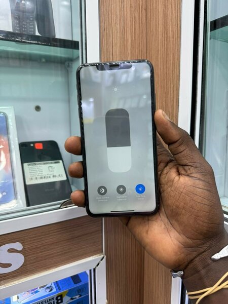 iPhone Xsmax 64 Go