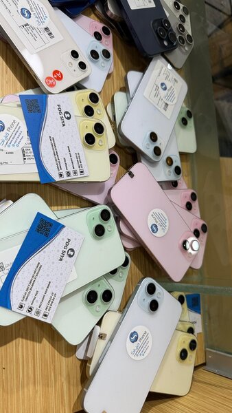 iphone 15 128g quasi neuf