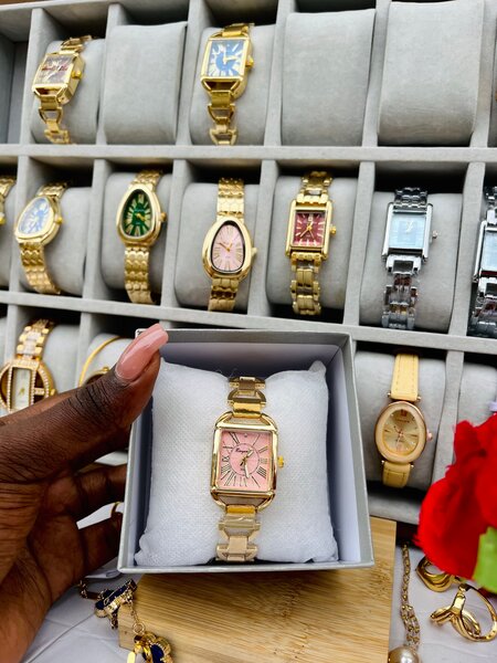 Montres élégantes pour femmes