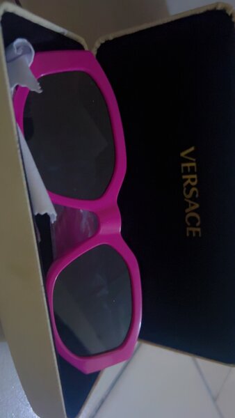 Lunettes de soleil Versace rose