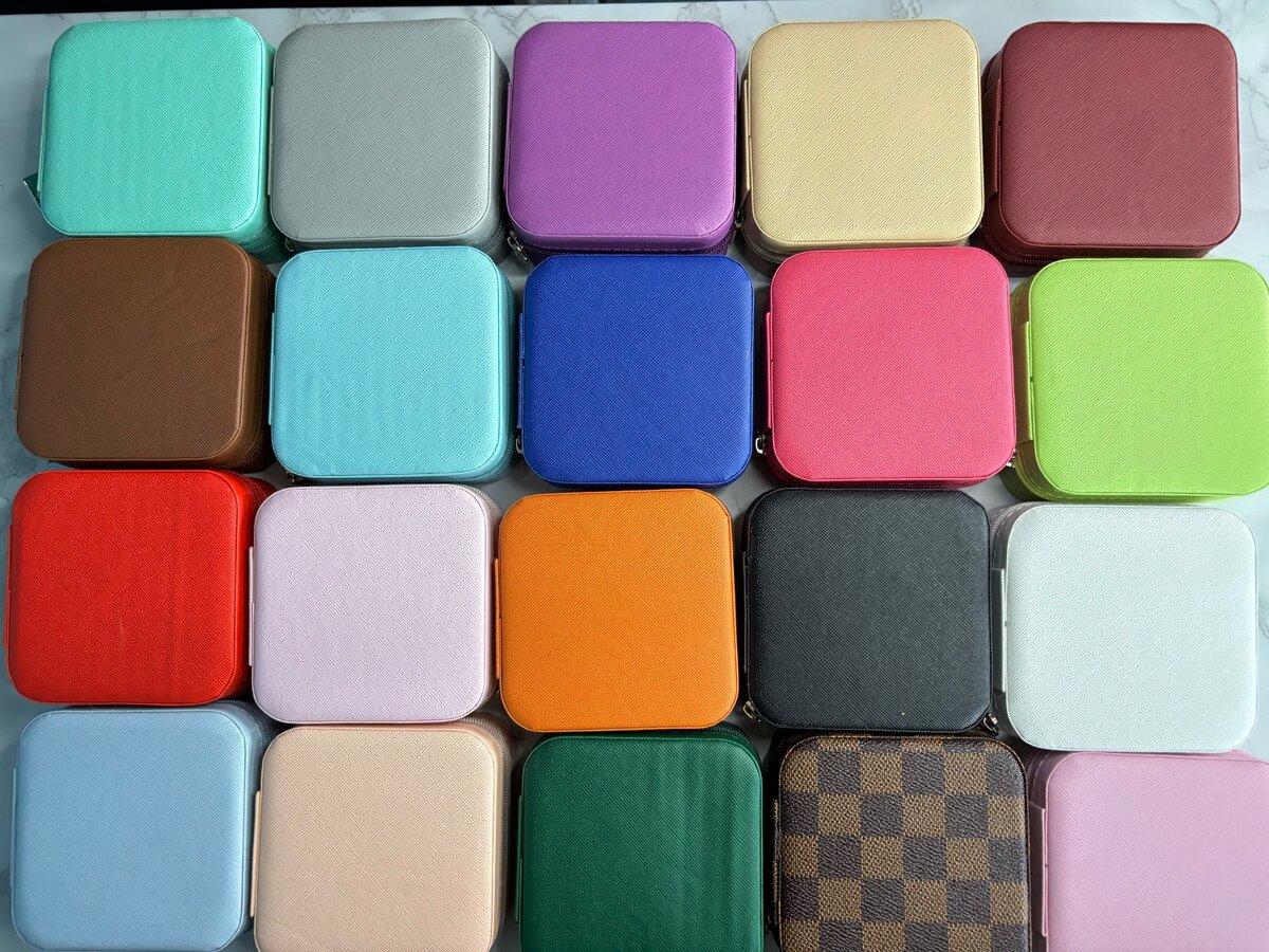 Mini jewelry organizer/ box