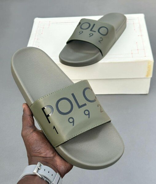 Claquettes confortables POLO