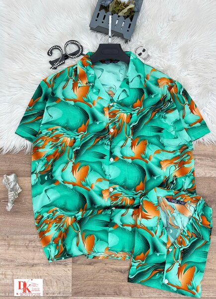 Chemise à motifs tropicaux