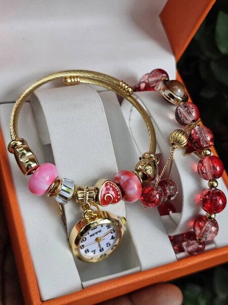 Montre stylée pour les filles