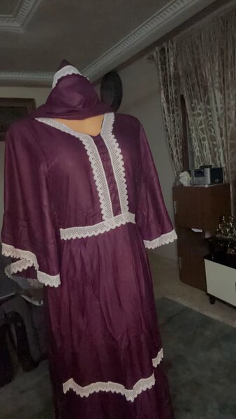 Peignoir femme violet en satin