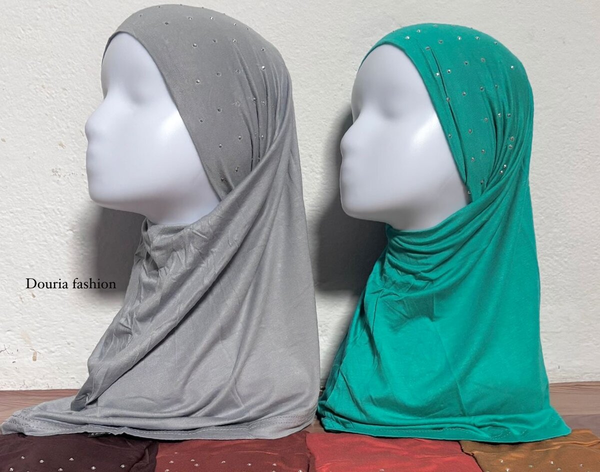 Hijab avec pierre