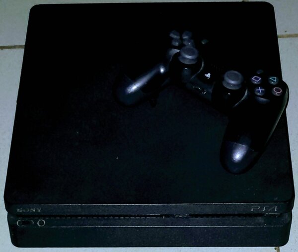 Console PS4 Slim