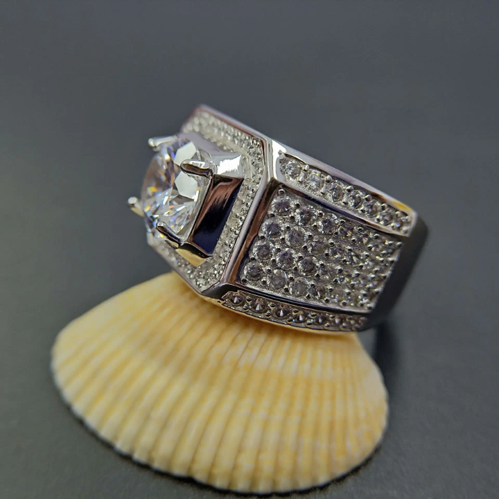 Bague Argent Strass Éclatant