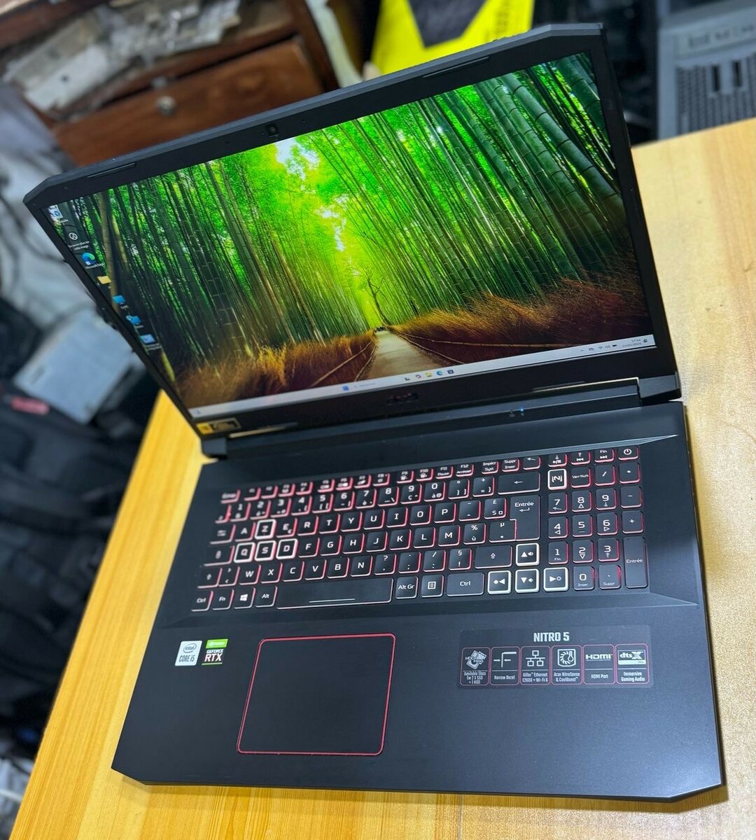 ACER NITRO AN517-52 CORE I5 10TH GEN  SSD 512GB*RAM 16GB