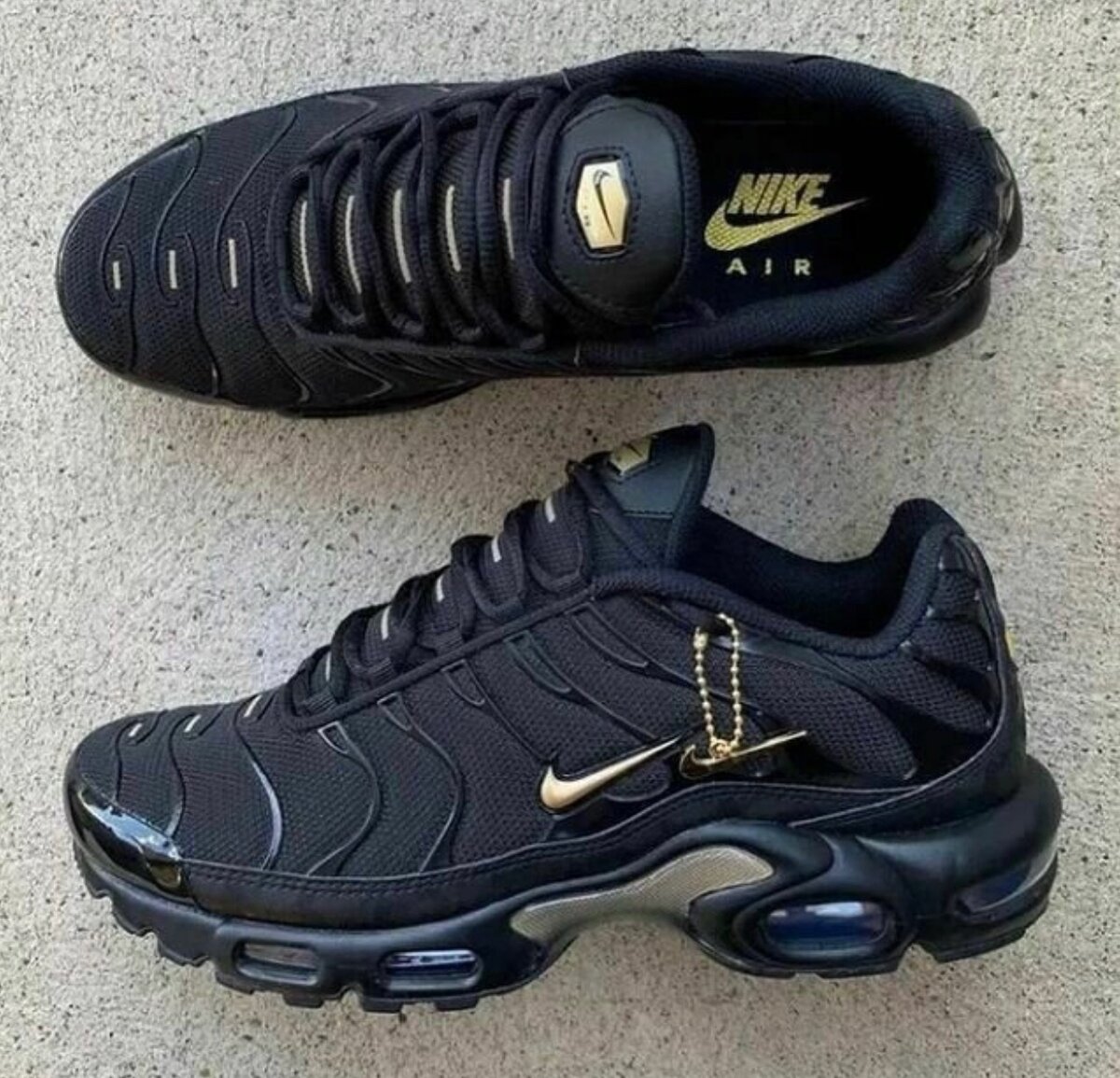 NIKE TN