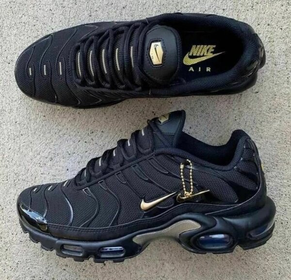 NIKE TN