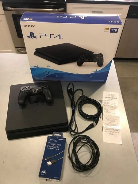 Play Station PS 4