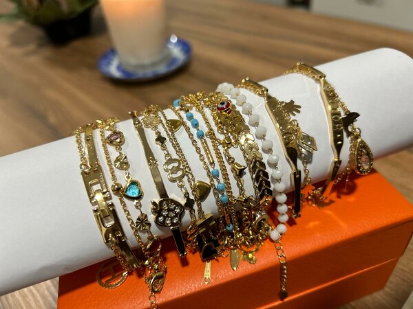 Kukua's adornments️️