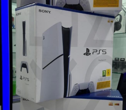 BRAND NEW SEALED PS5 Slim