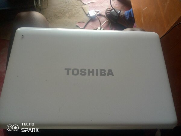 Ordinateur Portable Toshiba Blanc