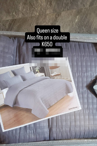 Queen size bedspread blue