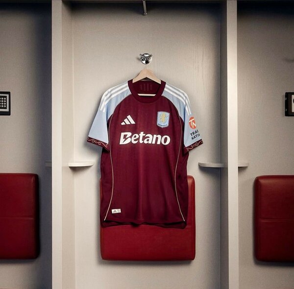 Maillots de football élégants