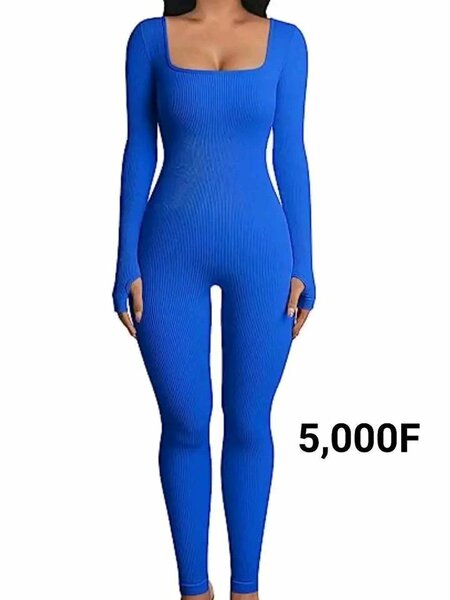 Combinaison moulante femme