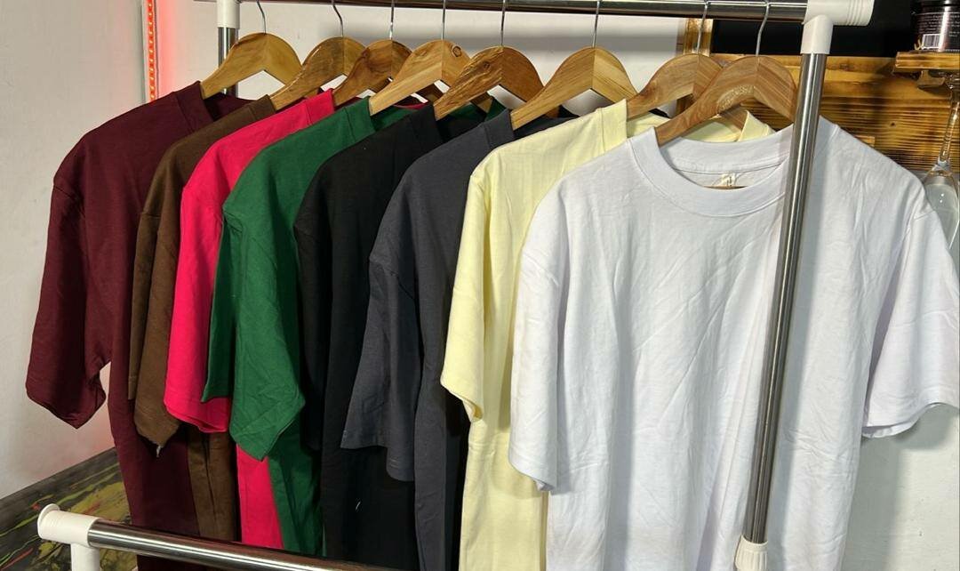 TEE SHIRT DE QUALITÉ VIERGE