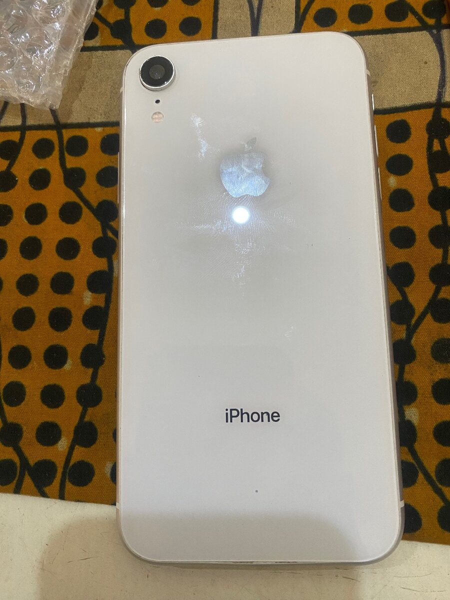 iPhone XR - Couleur Vive