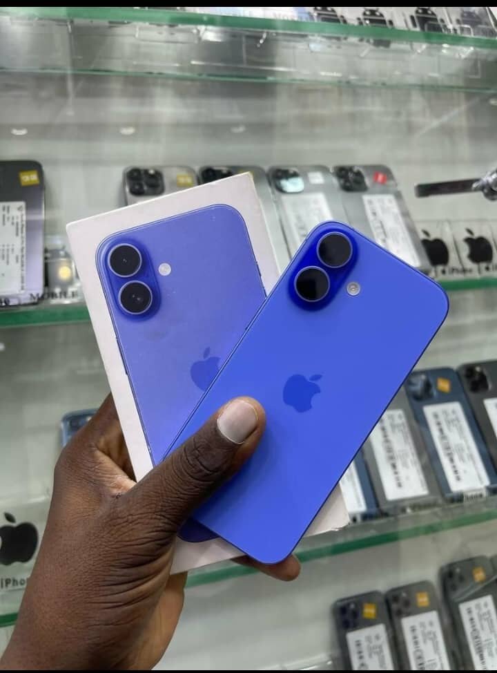 iPhone 14 Bleu Neuf