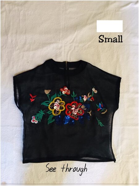 Salaula crop tops and tops