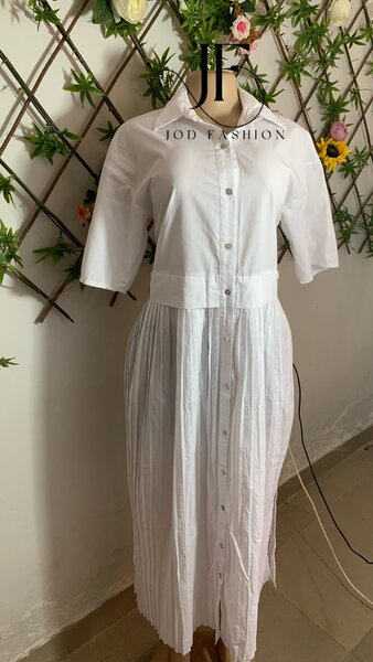 Lovely cotton white pleated dress