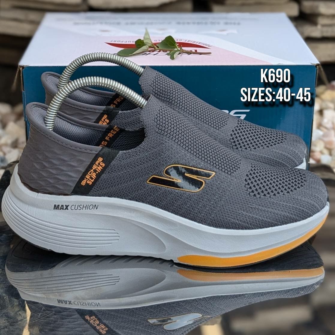 Skechers Slip-ins Max Cushioning