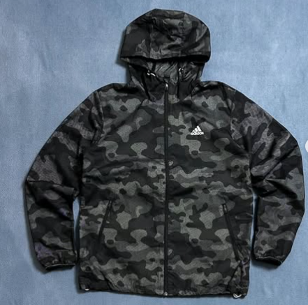 Adidas Ultimate Como windbreaker size: ML