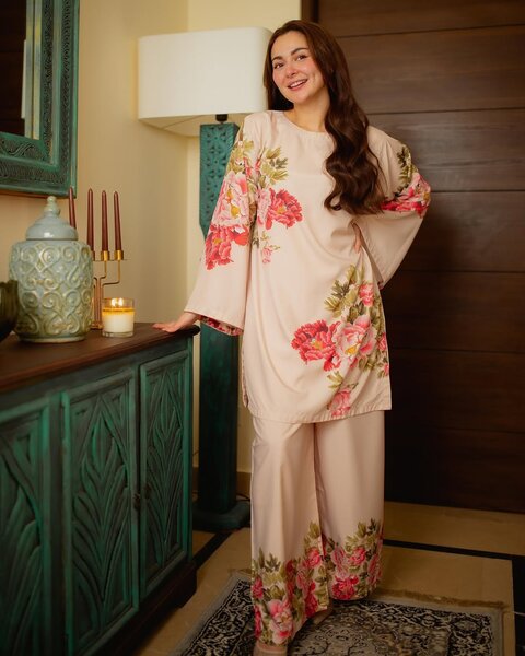 Hania Gulab Digital 2pc