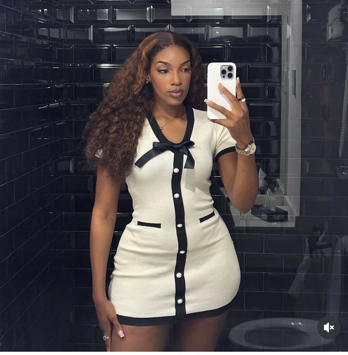 Robe Élégante Noire et Blanche