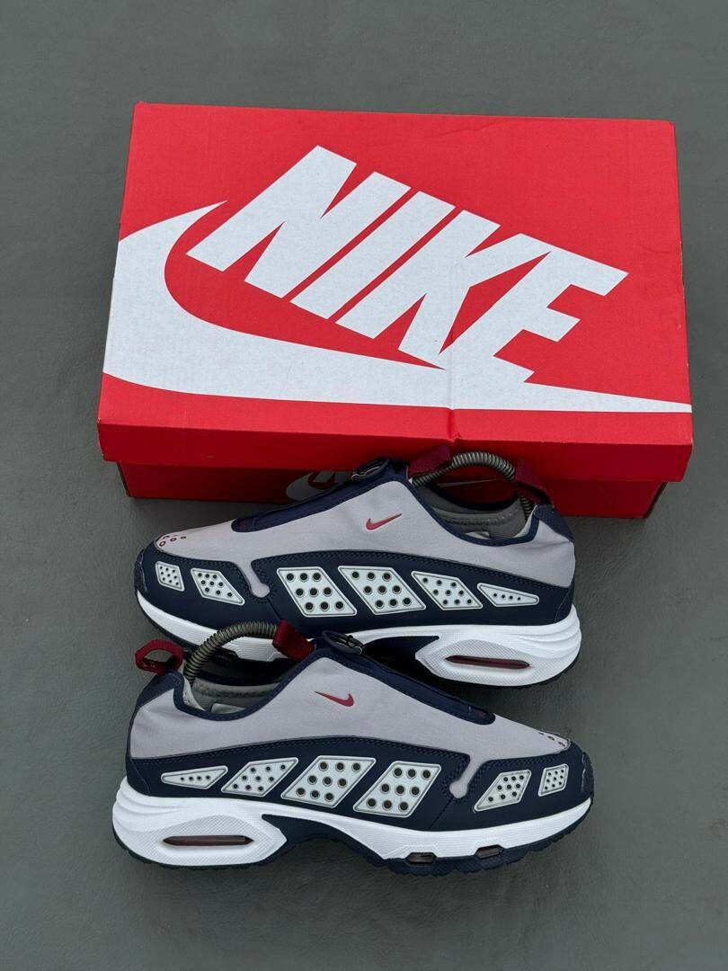 Nike Air Max Fury - Modern Sneakers