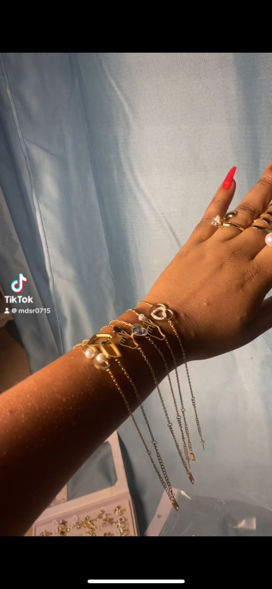 Bracelet manchette doré élégante