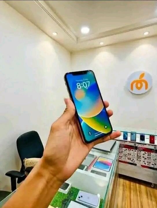 iPhone argent élégant