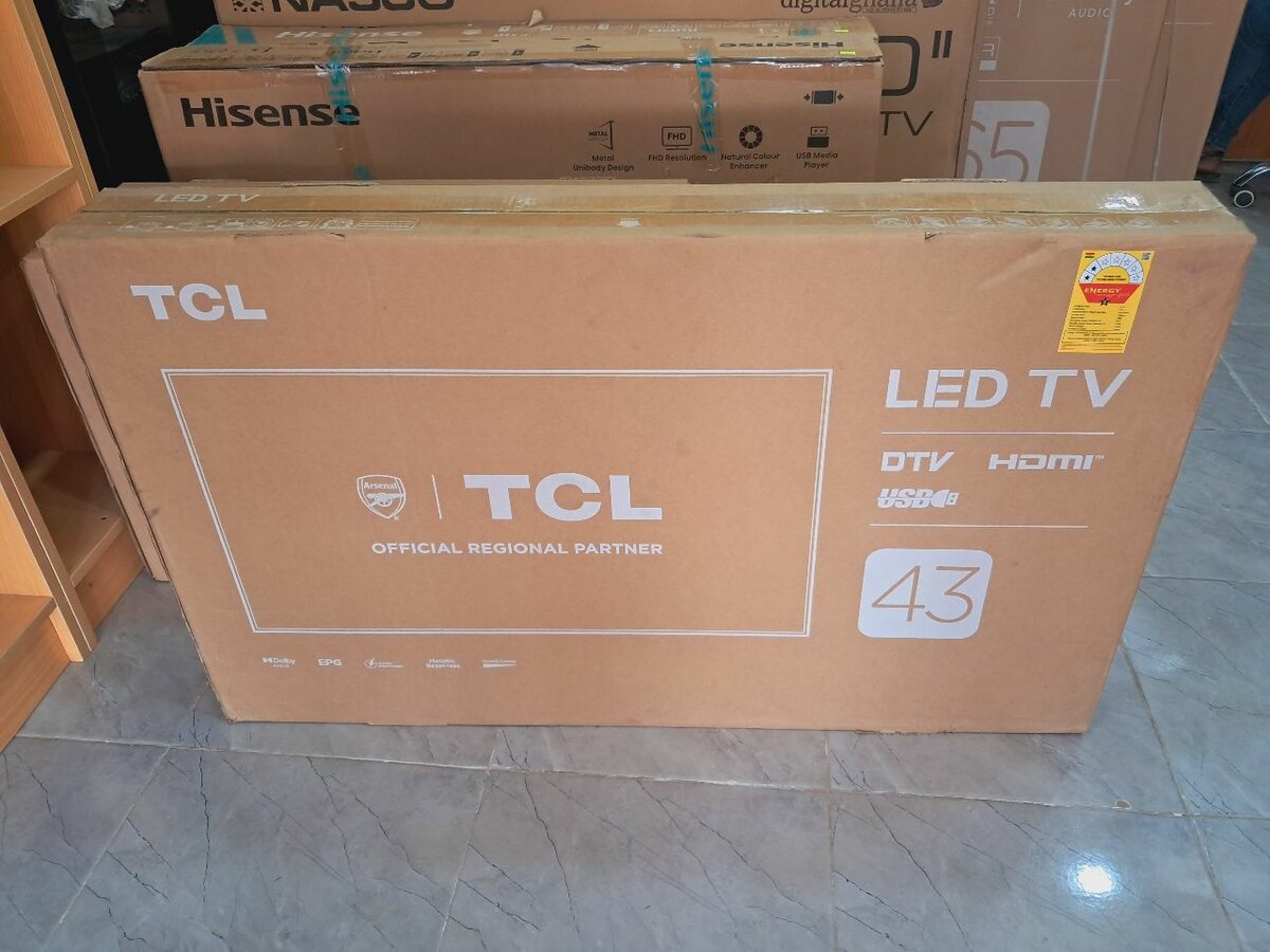 Tcl 43 inches tv