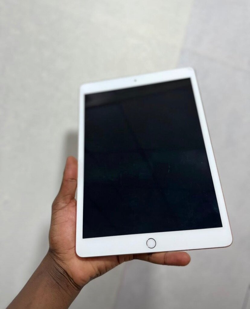 iPad 7th Gen 128GB