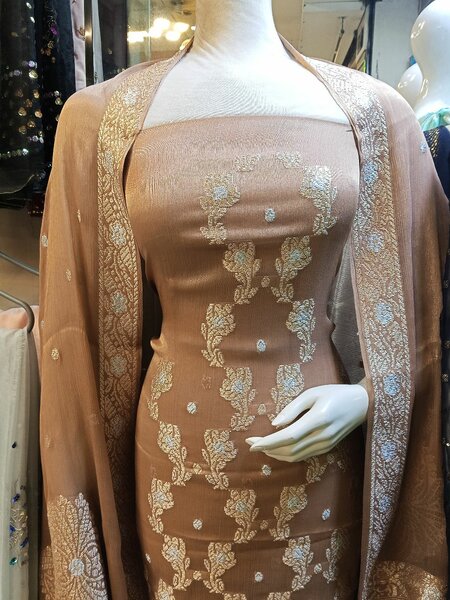 Sharoon suit