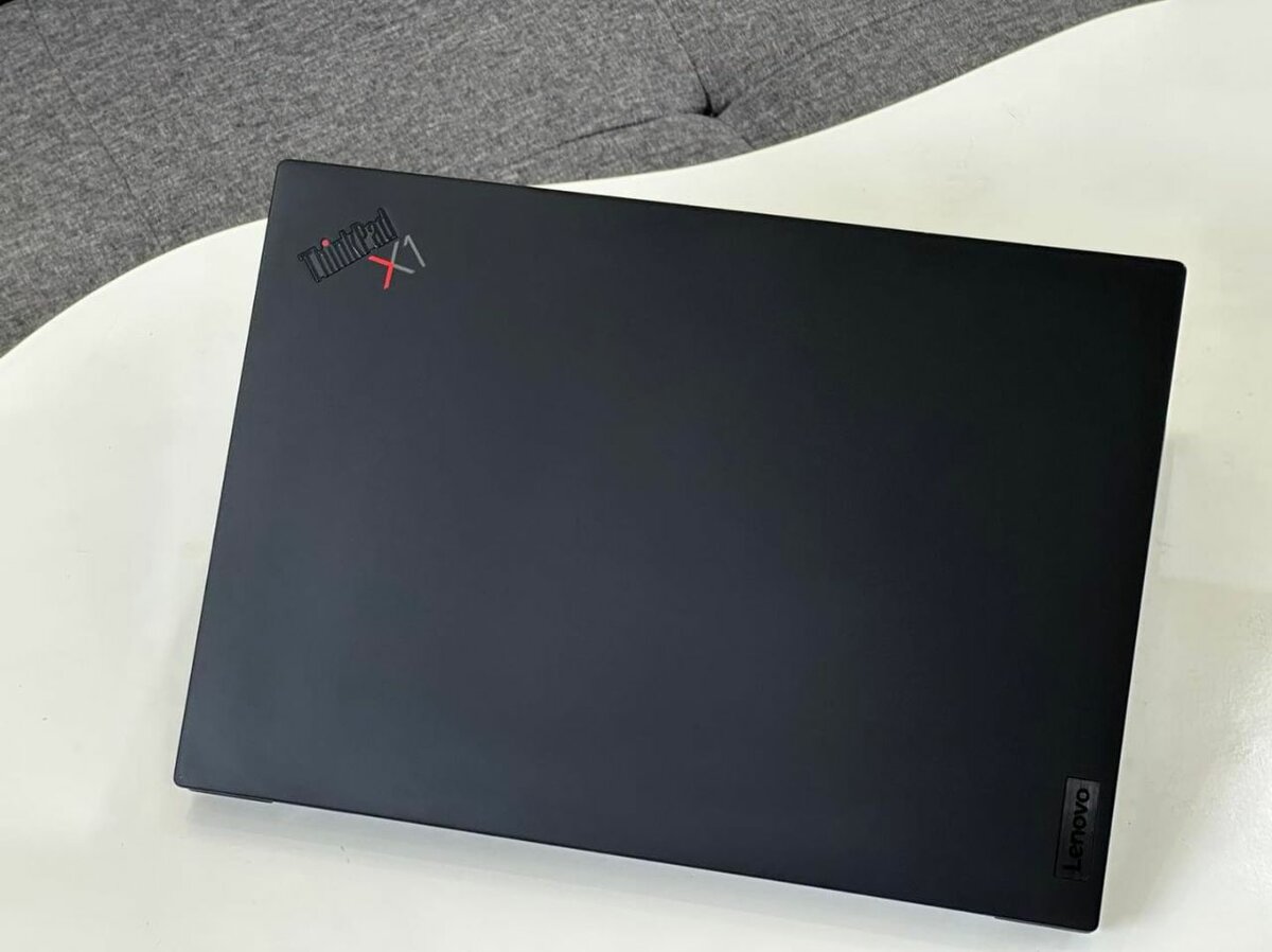 Lenovo Thinkpad x1 carbon Gen 9