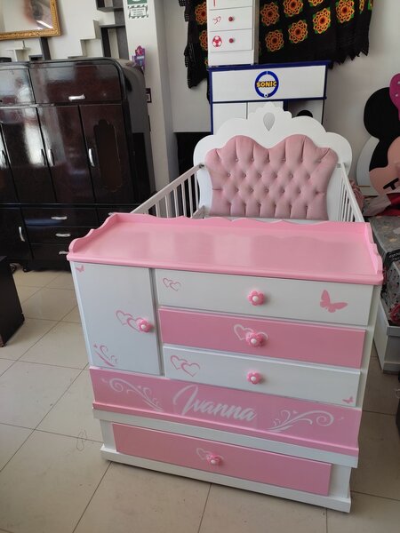 Lit bébé évolutif avec rangement